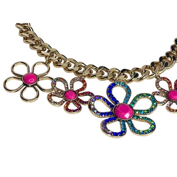NEW Betsey Johnson FLOWER BIB NECKLACE Gold Tone Curb Chain Crystal Rhinestone - Picture 3 of 9